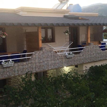 Villa Zoto Himare Esterno foto