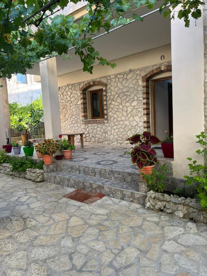Villa Zoto Himare Esterno foto