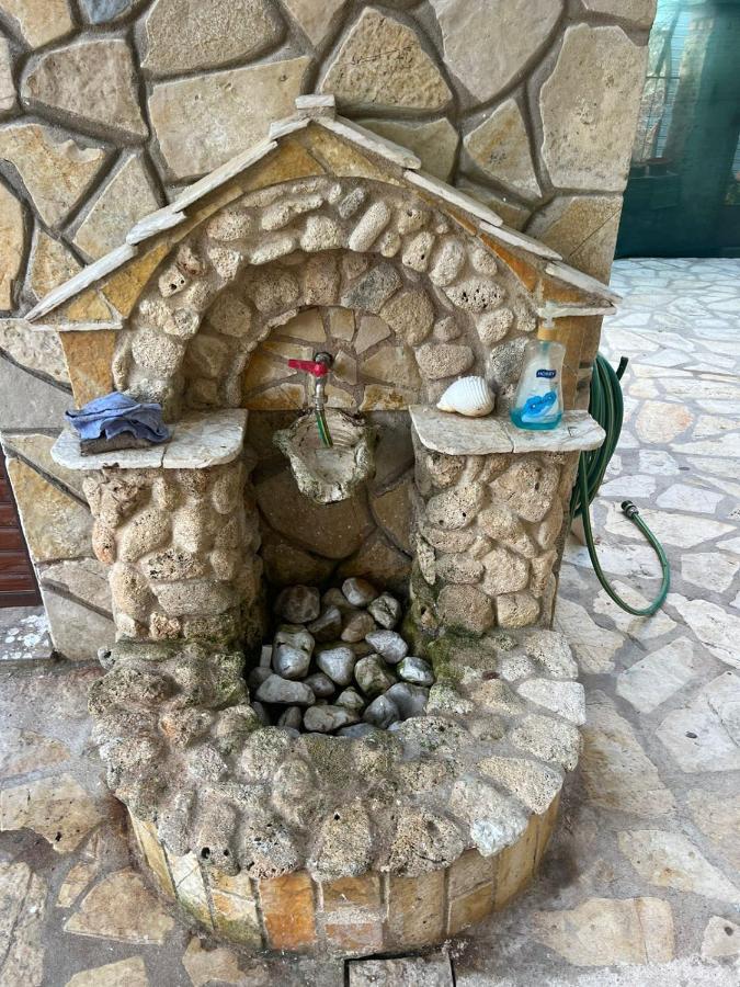 Villa Zoto Himare Esterno foto
